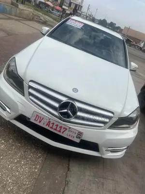 Mercedes-Benz C250 2014 White
