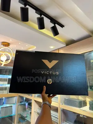 New Laptop HP Victus 16 16GB Intel Core i7 SSD 512GB