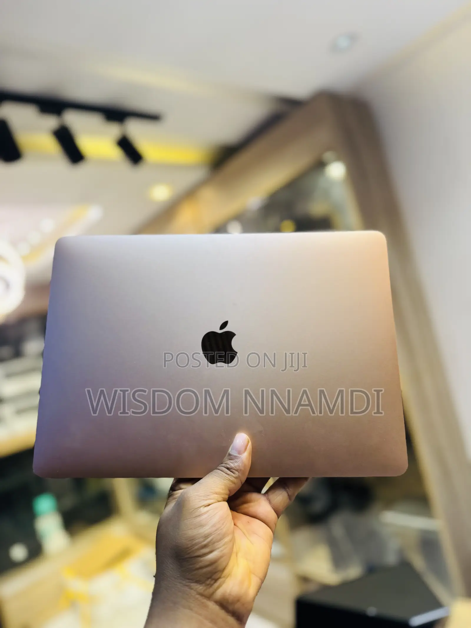 Laptop Apple MacBook Air 2020 8GB Intel Core i5 SSD 512GB