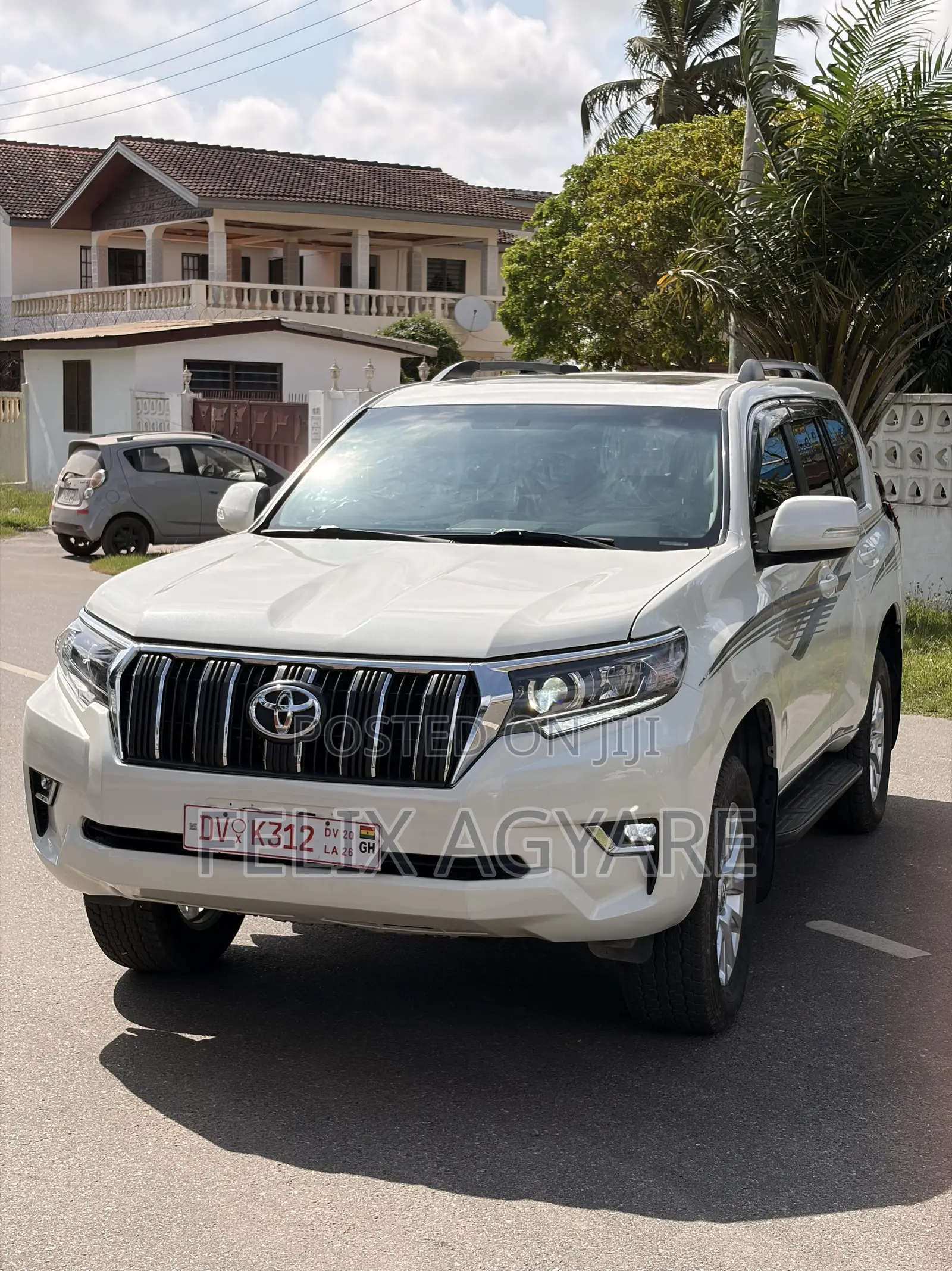 Toyota Land Cruiser Prado 2019 White