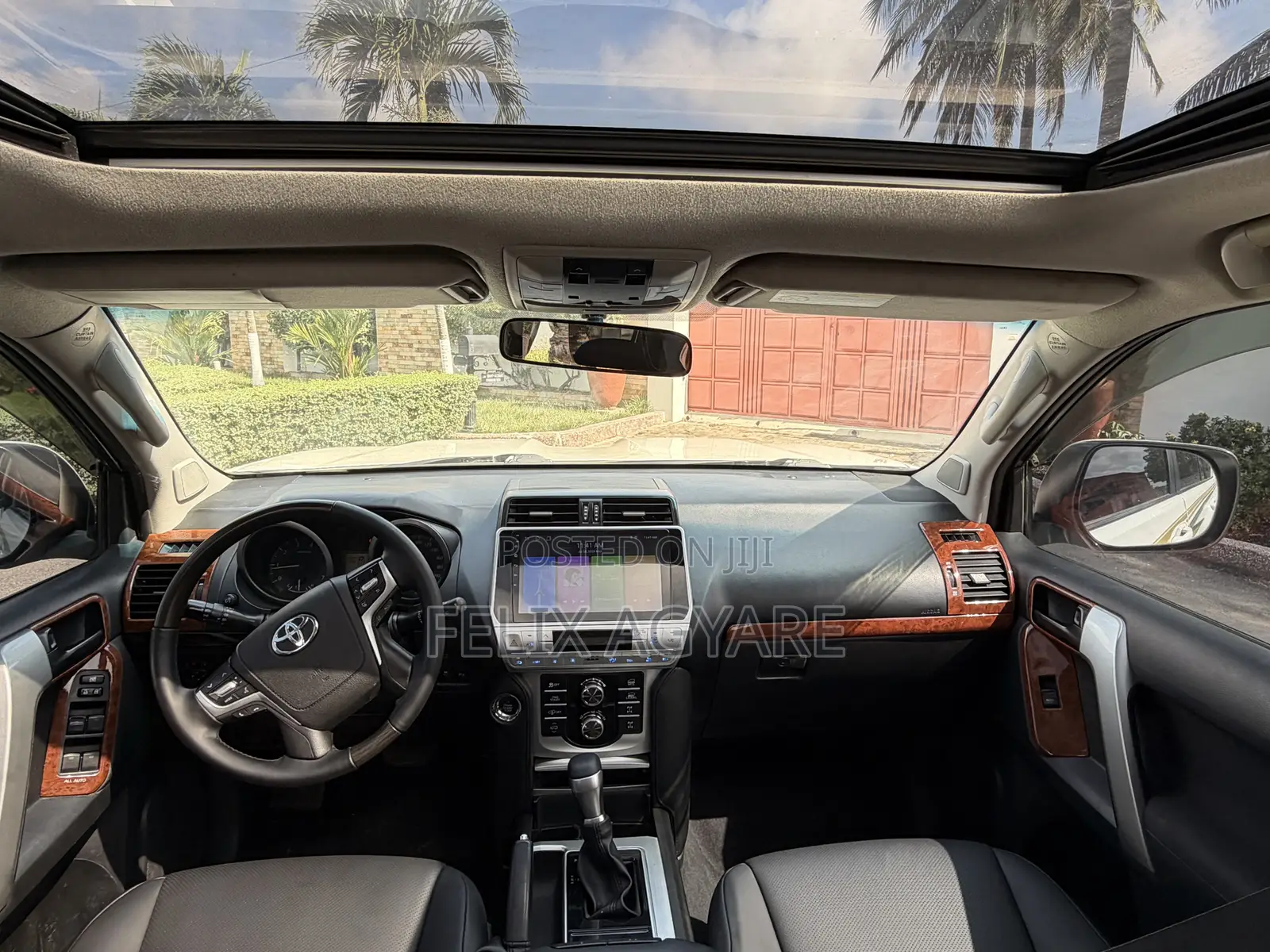 Toyota Land Cruiser Prado 2019 White
