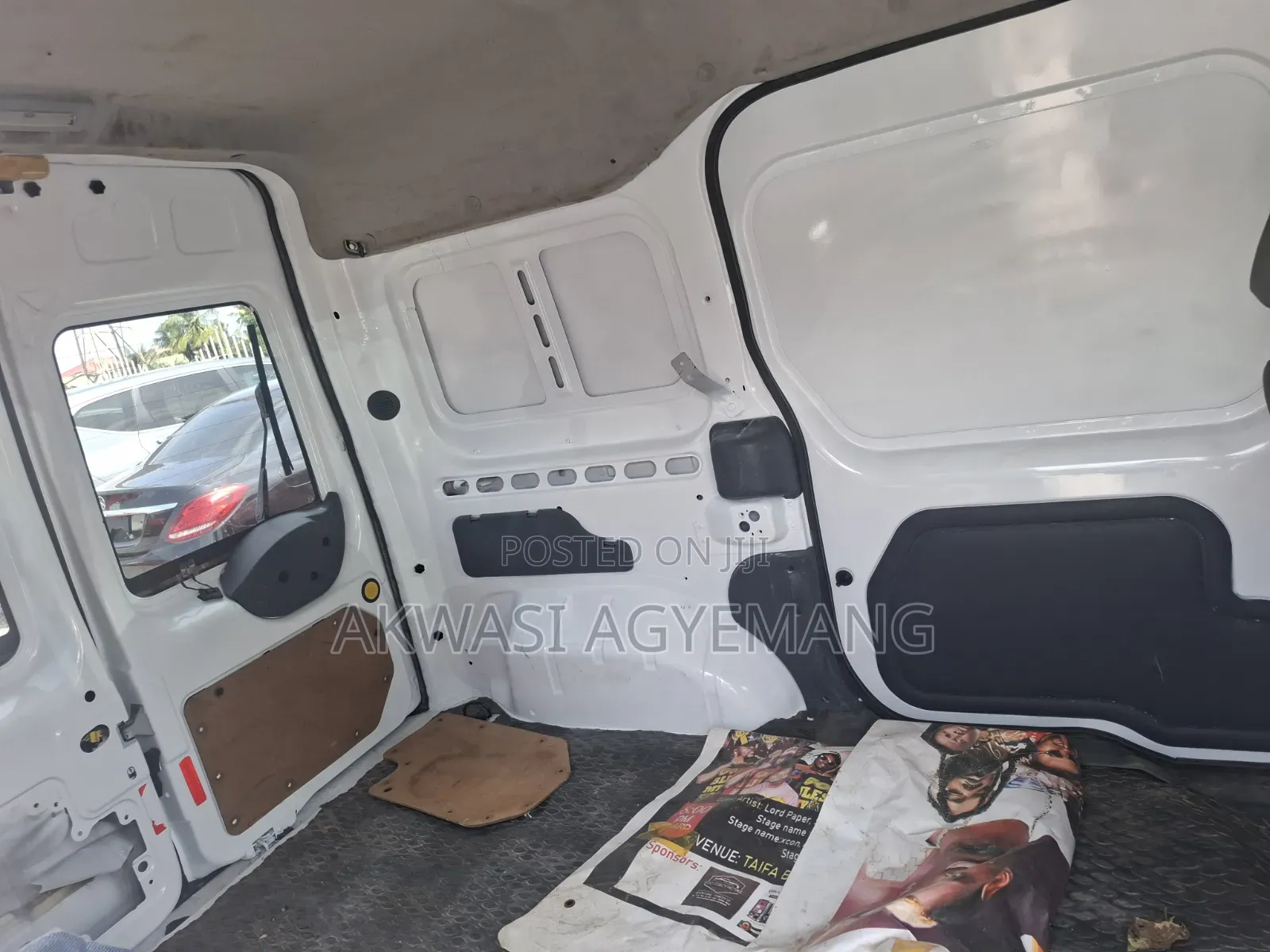 Ford Transit Connect 2010 White