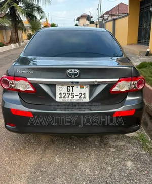 Toyota Corolla 2013 Silver