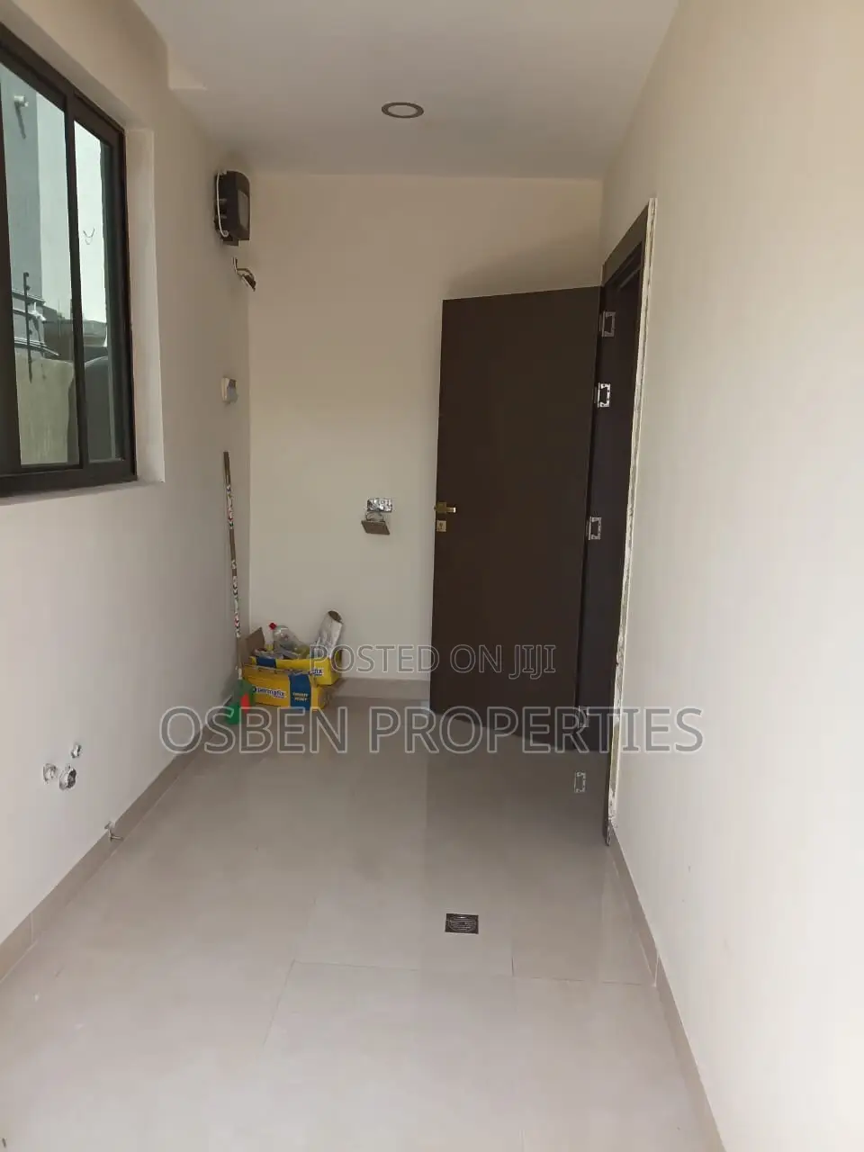 Furnished 5bdrm Mansion in Osben Properties, Cantonments for sale