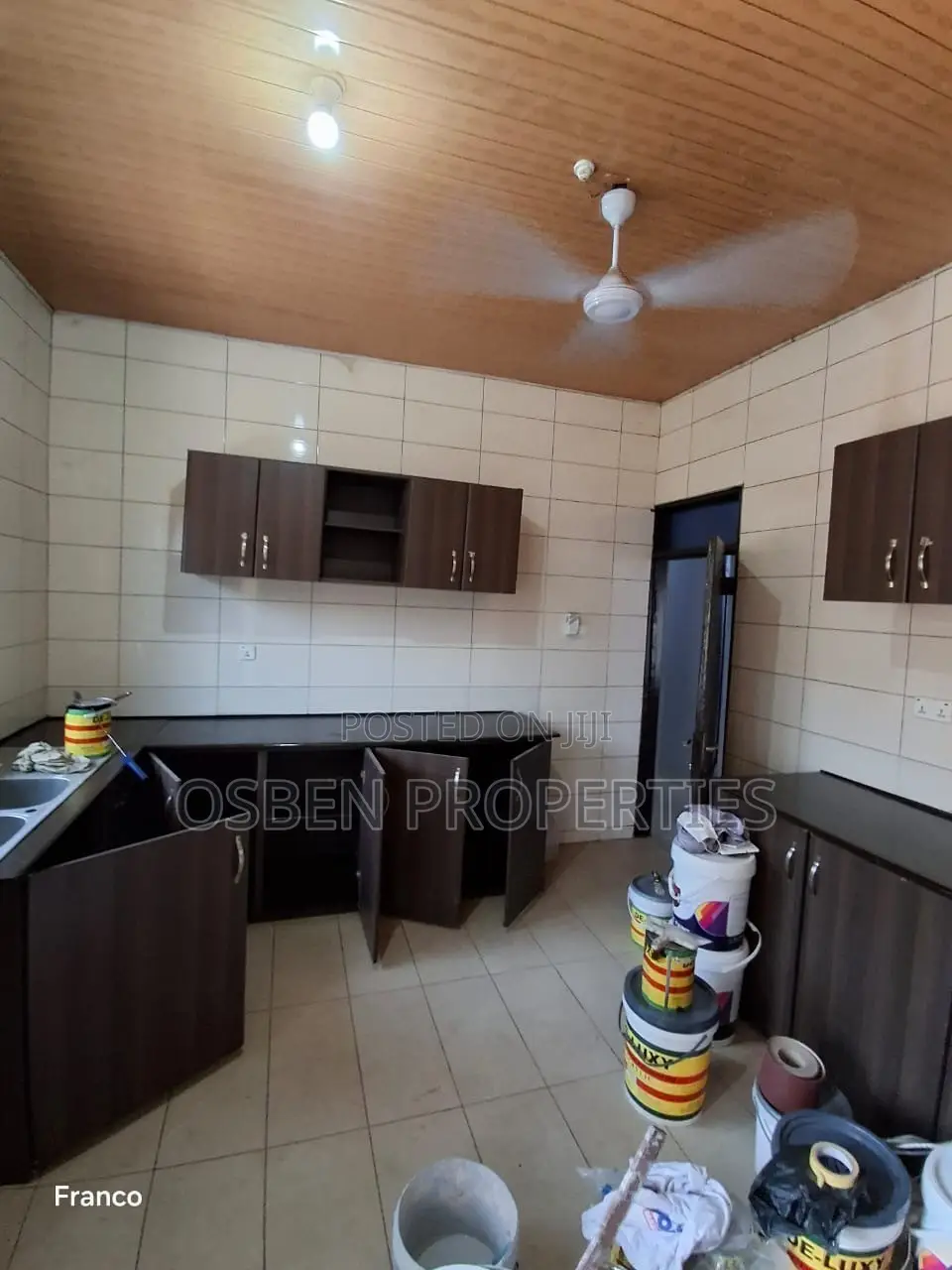 5bdrm House in Osben Properties, Spintex for rent