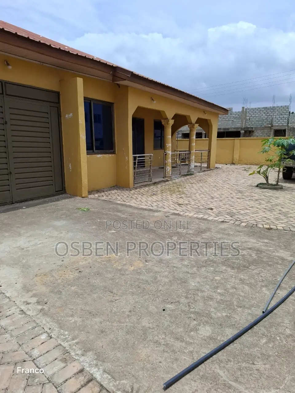 5bdrm House in Osben Properties, Spintex for rent