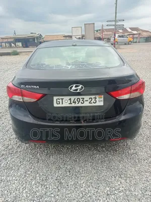 Hyundai Elantra Limited Sedan FWD (1.8L 4cyl 6A) 2013 Black