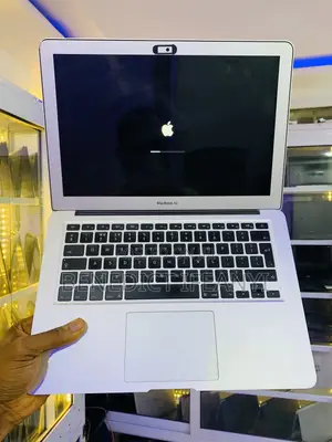 Laptop Apple MacBook Air 2017 8GB Intel Core i5 SSD 256GB