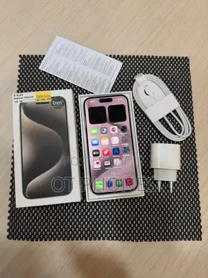 Apple iPhone 15 Pro Max 256 GB Silver