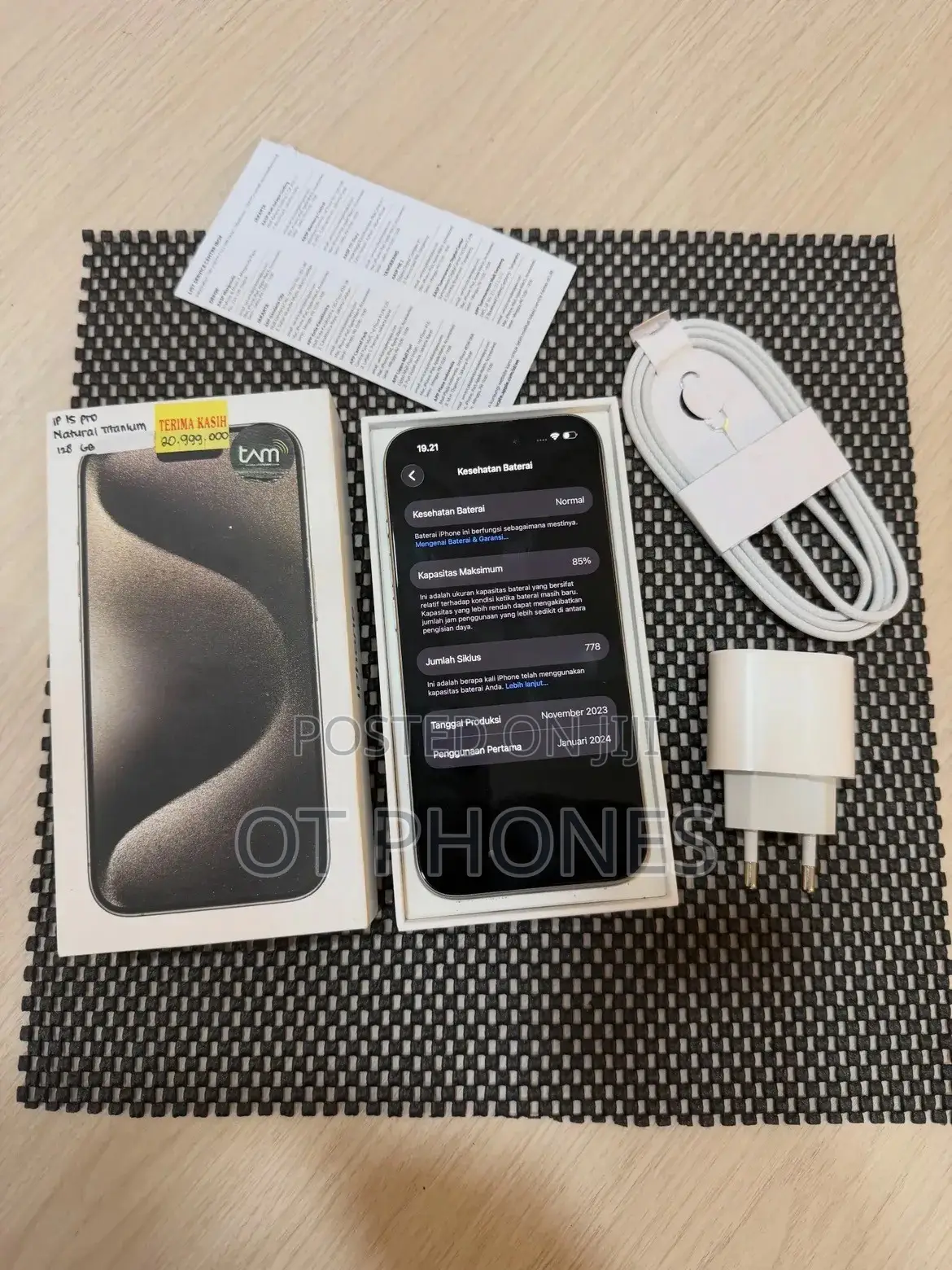 Apple iPhone 15 Pro Max 256 GB Silver