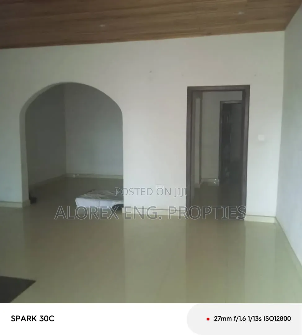 3bdrm House in Malejor Adenta for sale