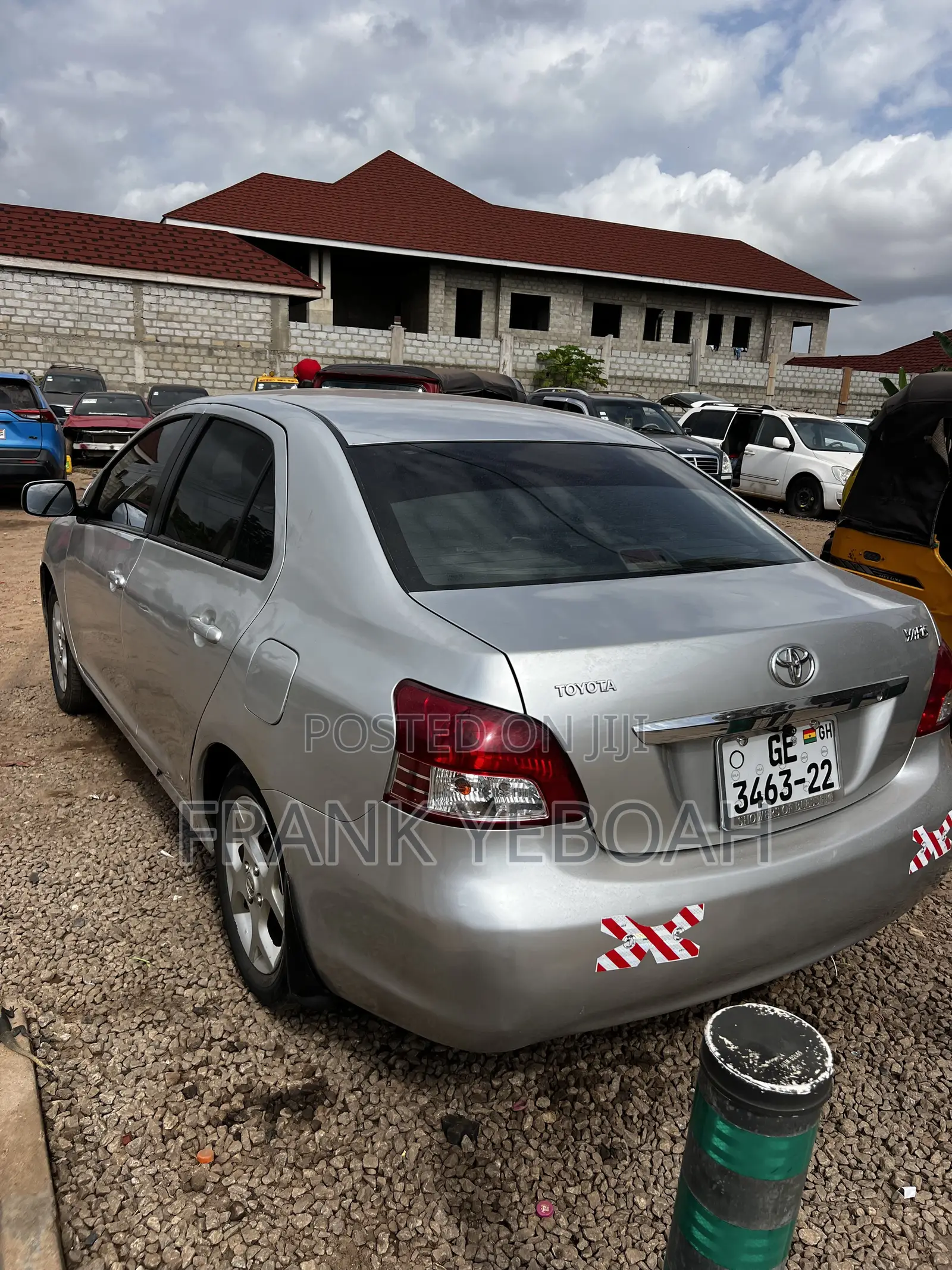 Toyota Yaris 2012 Silver