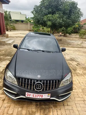 Mercedes-Benz C300 Sport Sedan RWD (3.0L 6cyl 6M) 2011 Matt Black
