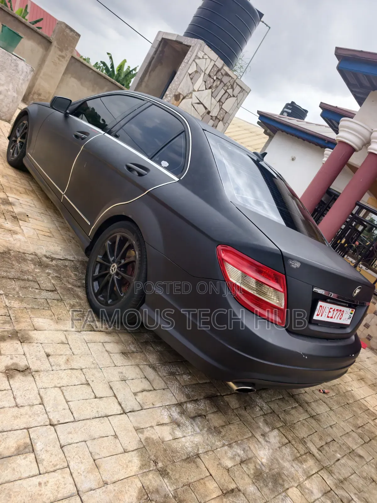 Mercedes-Benz C300 Sport Sedan RWD (3.0L 6cyl 6M) 2011 Matt Black