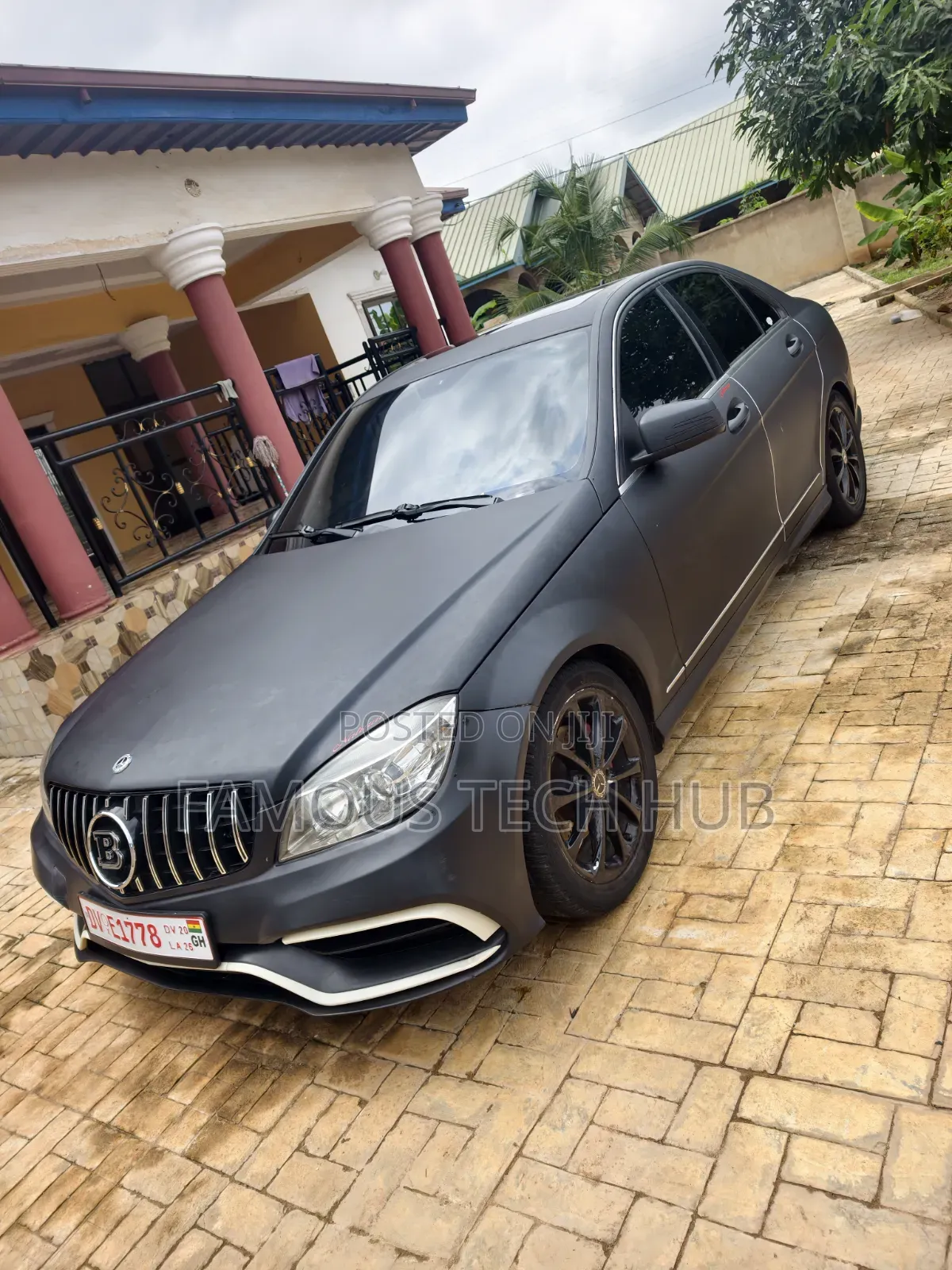 Mercedes-Benz C300 Sport Sedan RWD (3.0L 6cyl 6M) 2011 Matt Black