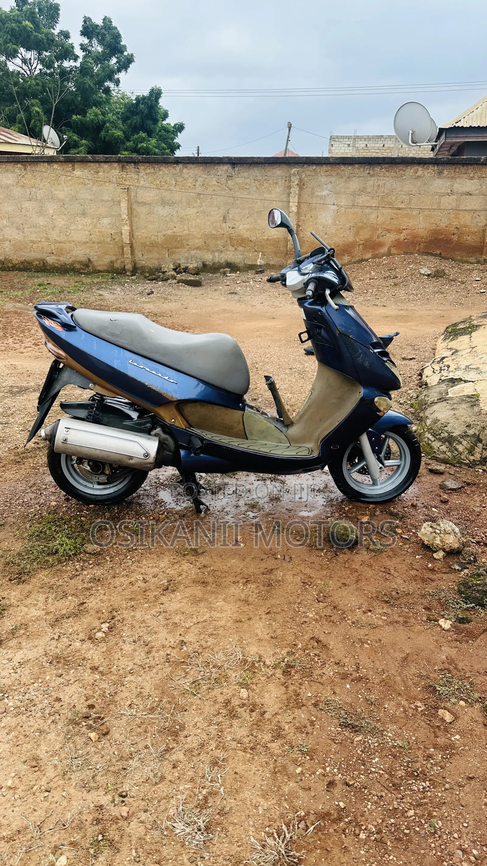 Motorcycle 2021 Blue