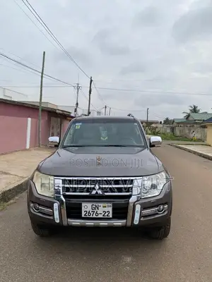 Mitsubishi Pajero V80 3.8 V6 GLS 2015 Gray
