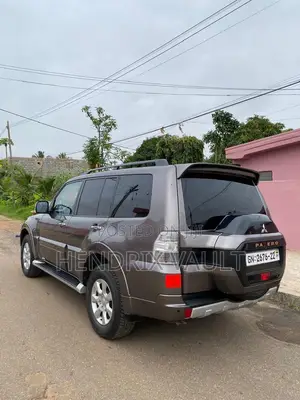 Mitsubishi Pajero V80 3.8 V6 GLS 2015 Gray