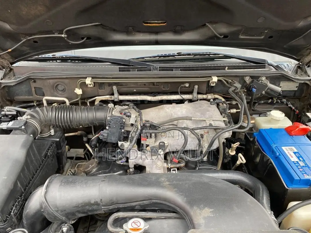 Mitsubishi Pajero V80 3.8 V6 GLS 2015 Gray