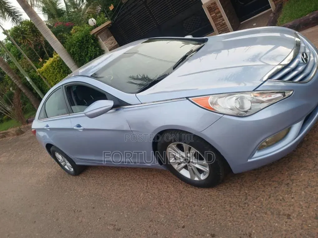 Hyundai Sonata 2012 Blue