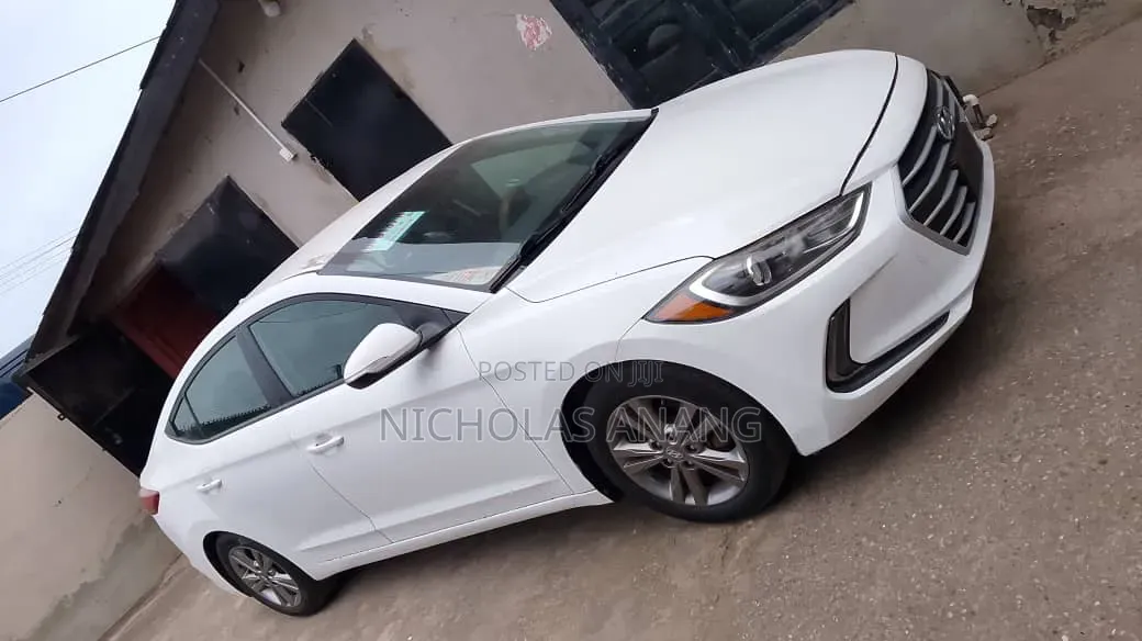 Hyundai Elantra 2017 White