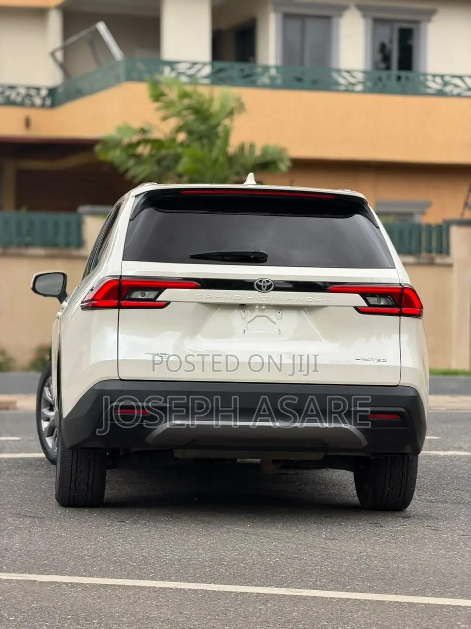 Toyota Grand Highlander Limited AWD 2024