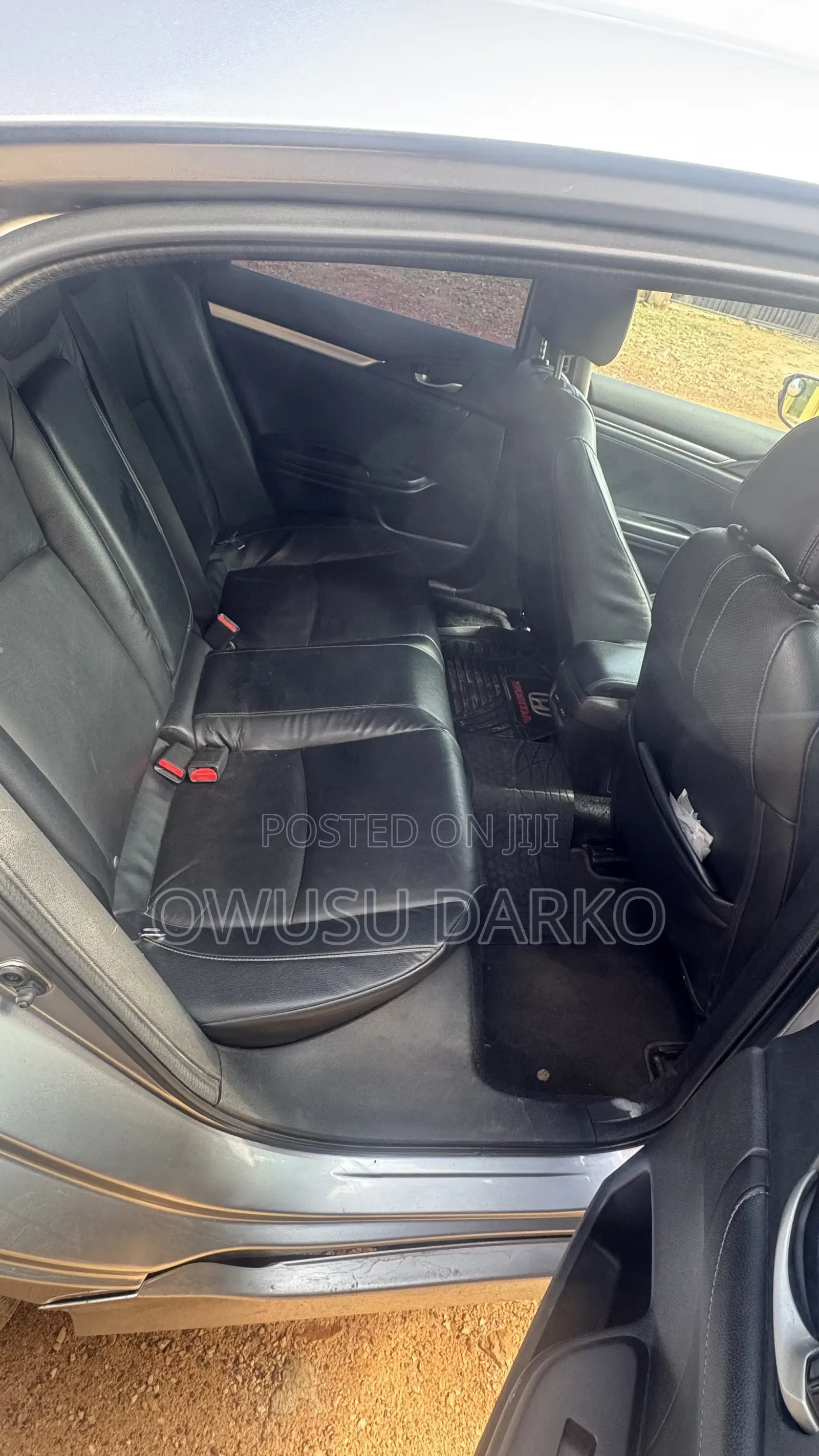Honda Civic Touring 4dr Sedan (1.5L 4cyl) 2017 Silver