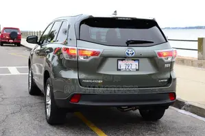 Toyota Highlander 2014-2016 Taillight Set