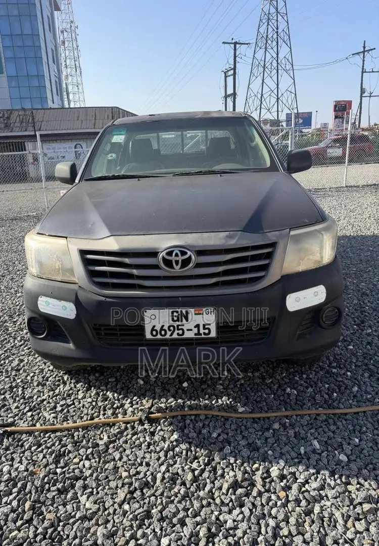 Toyota Hilux 2011 Gray