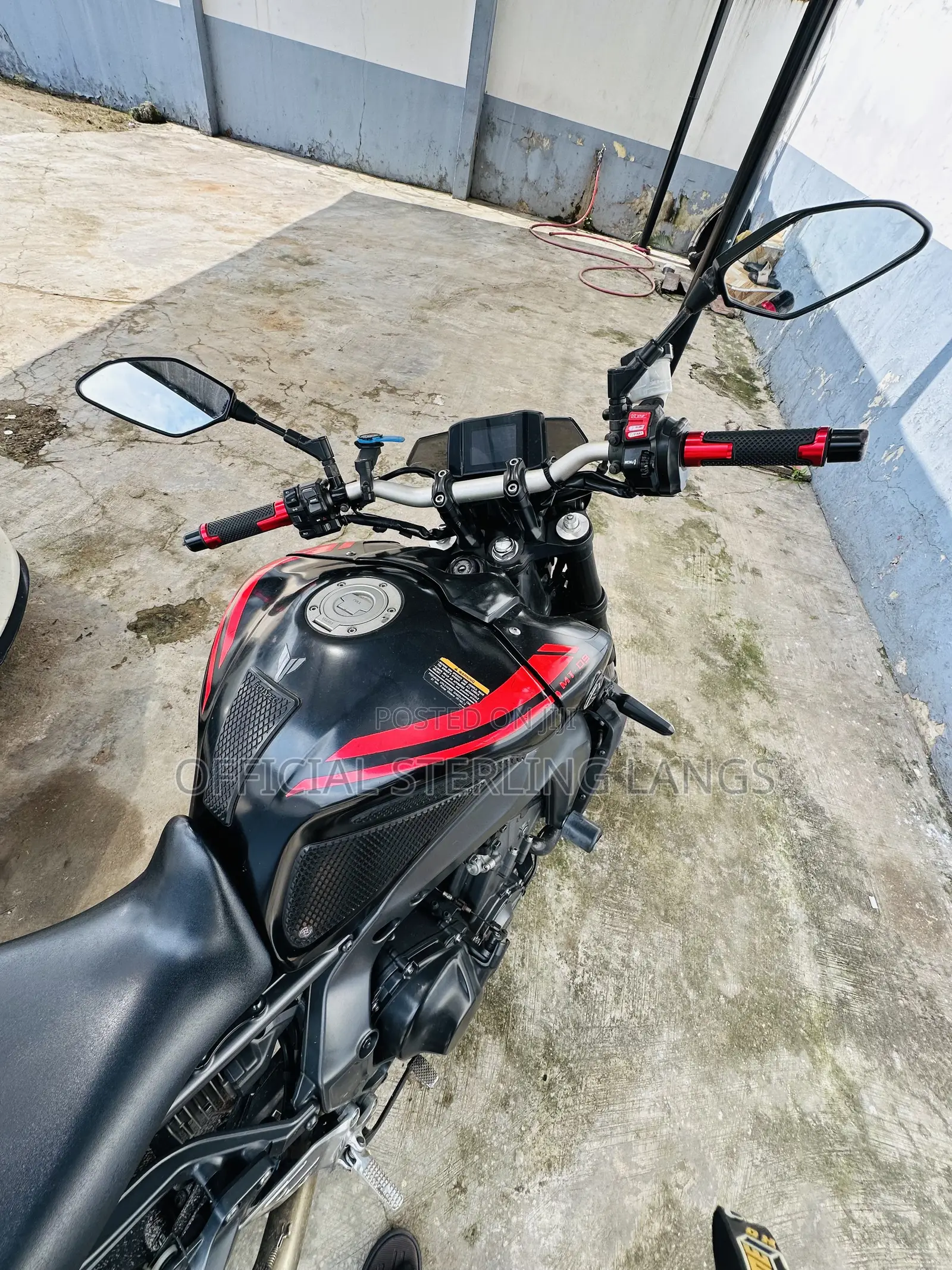 Yamaha 2023 Black