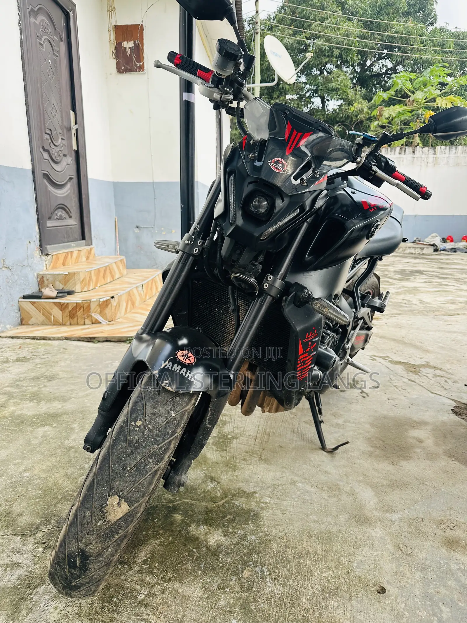 Yamaha 2023 Black