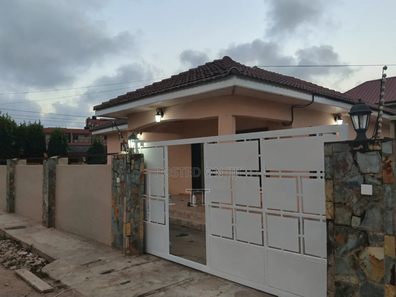 3bdrm House in Spintex Shell, Coca Cola for rent