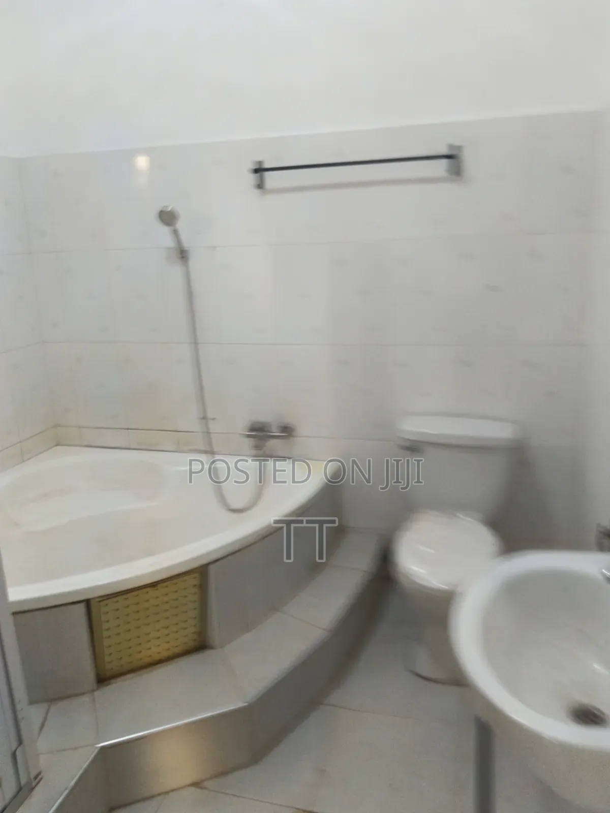 3bdrm House in Spintex Shell, Coca Cola for rent