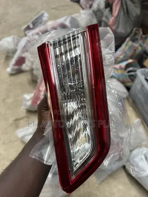 Toyota Camry Spider Boot Light 2012 2013 2014