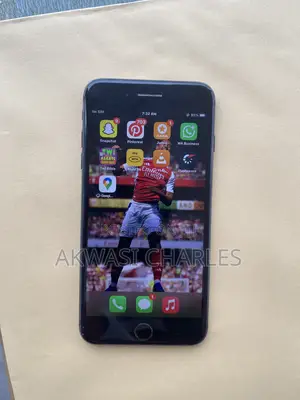 Apple iPhone 8 Plus 64 GB Black
