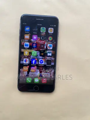 Apple iPhone 8 Plus 64 GB Black