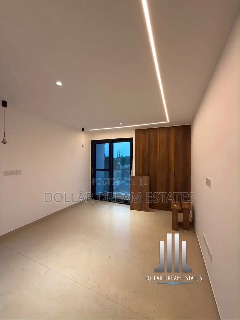 4bdrm House in East Legon for sale
