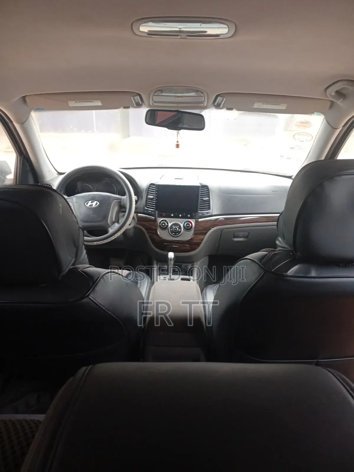Hyundai Santa Fe 2010 Gray