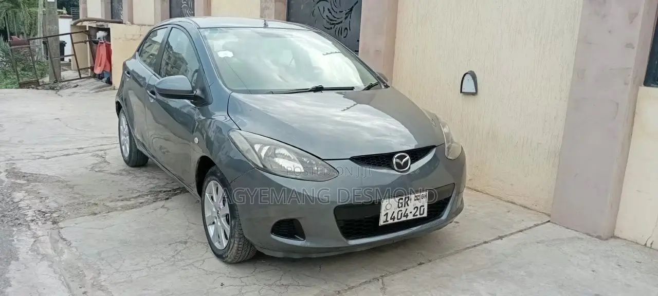 Mazda 2 2014 Gray