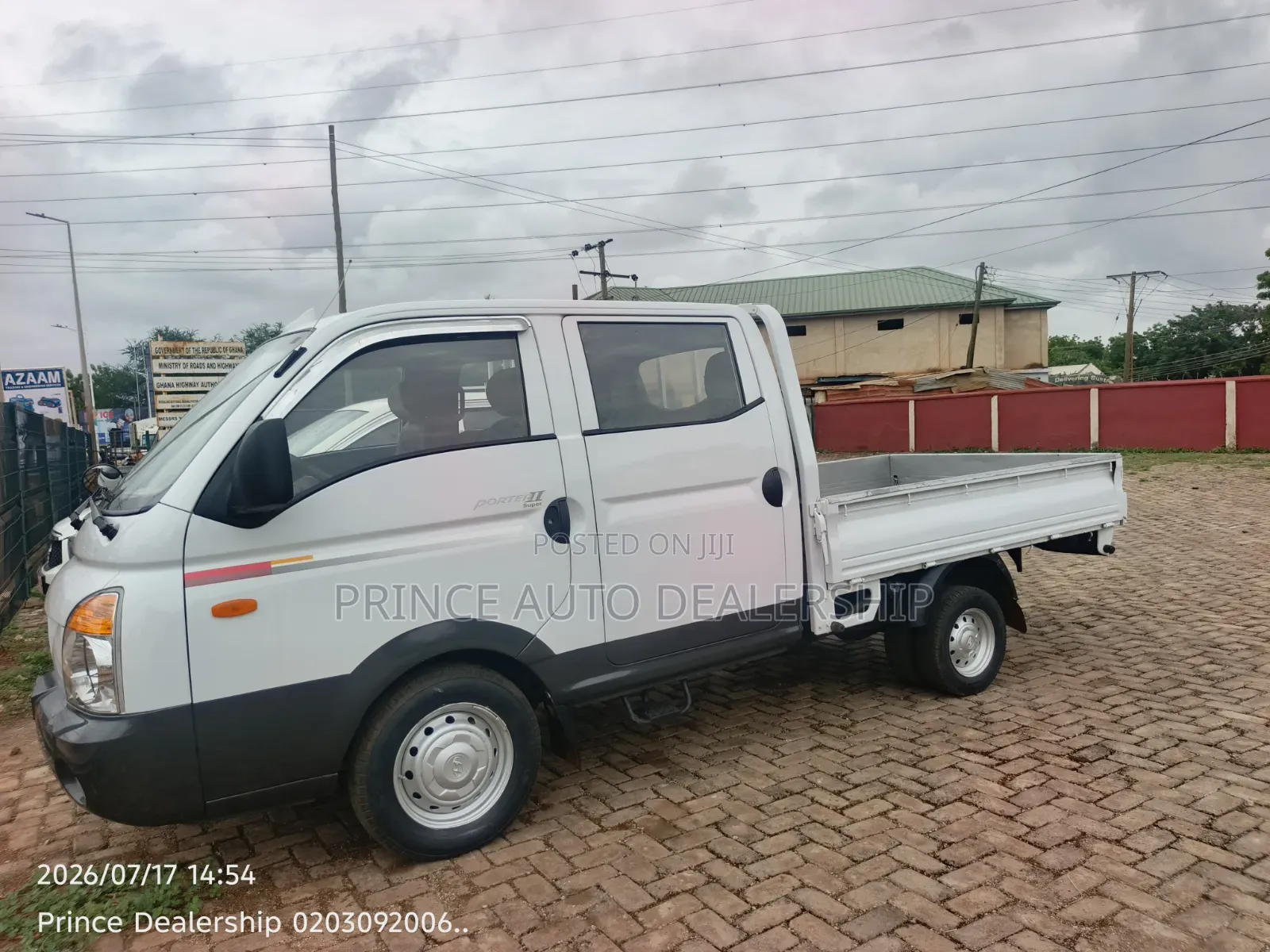 Hyundai Porter || 2010 White