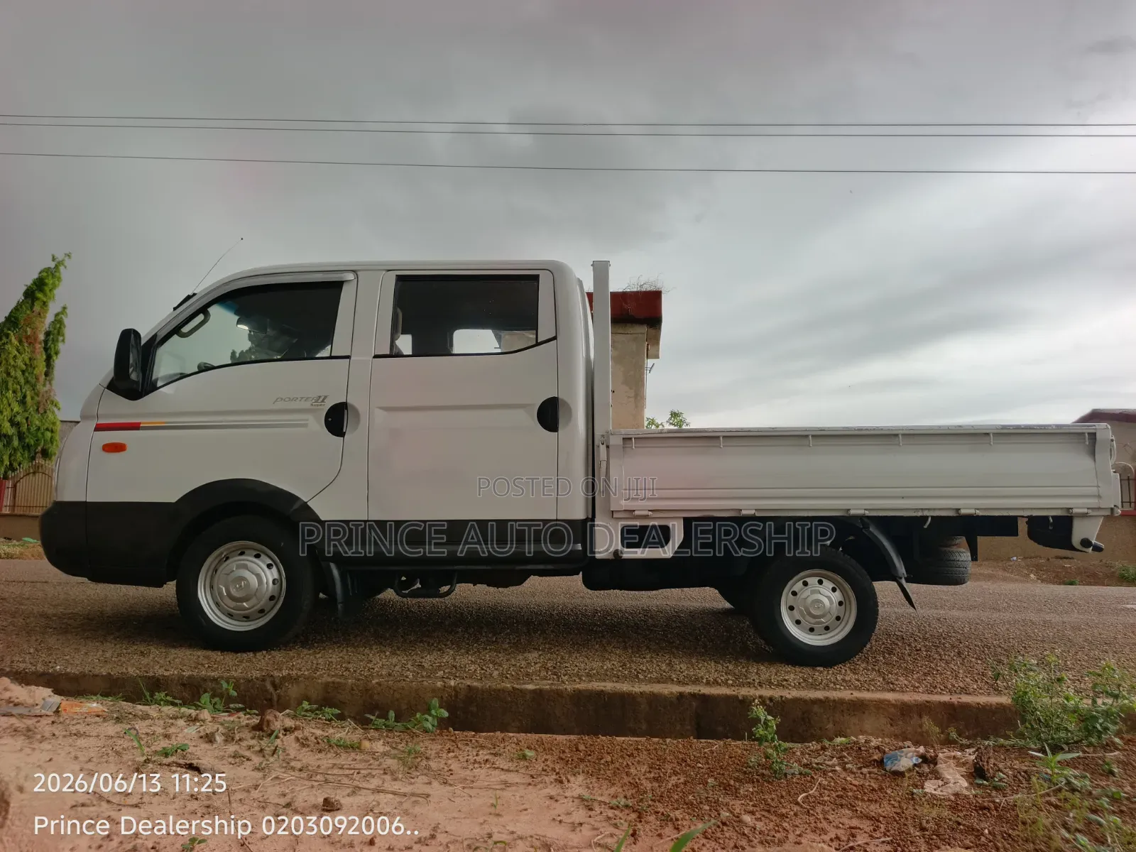 Hyundai Porter || 2010 White