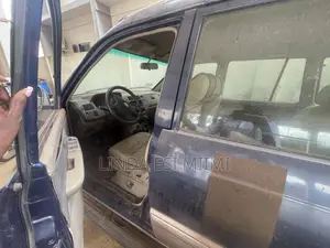 Toyota Condor 2003 Blue