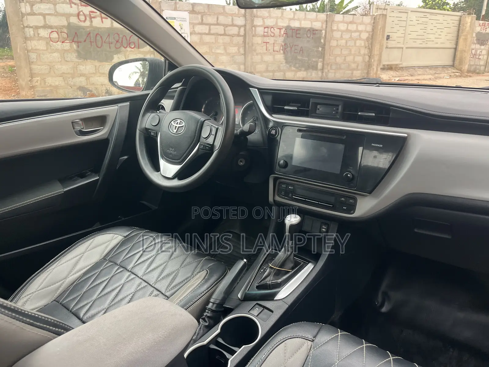 Toyota Corolla 2017 Black