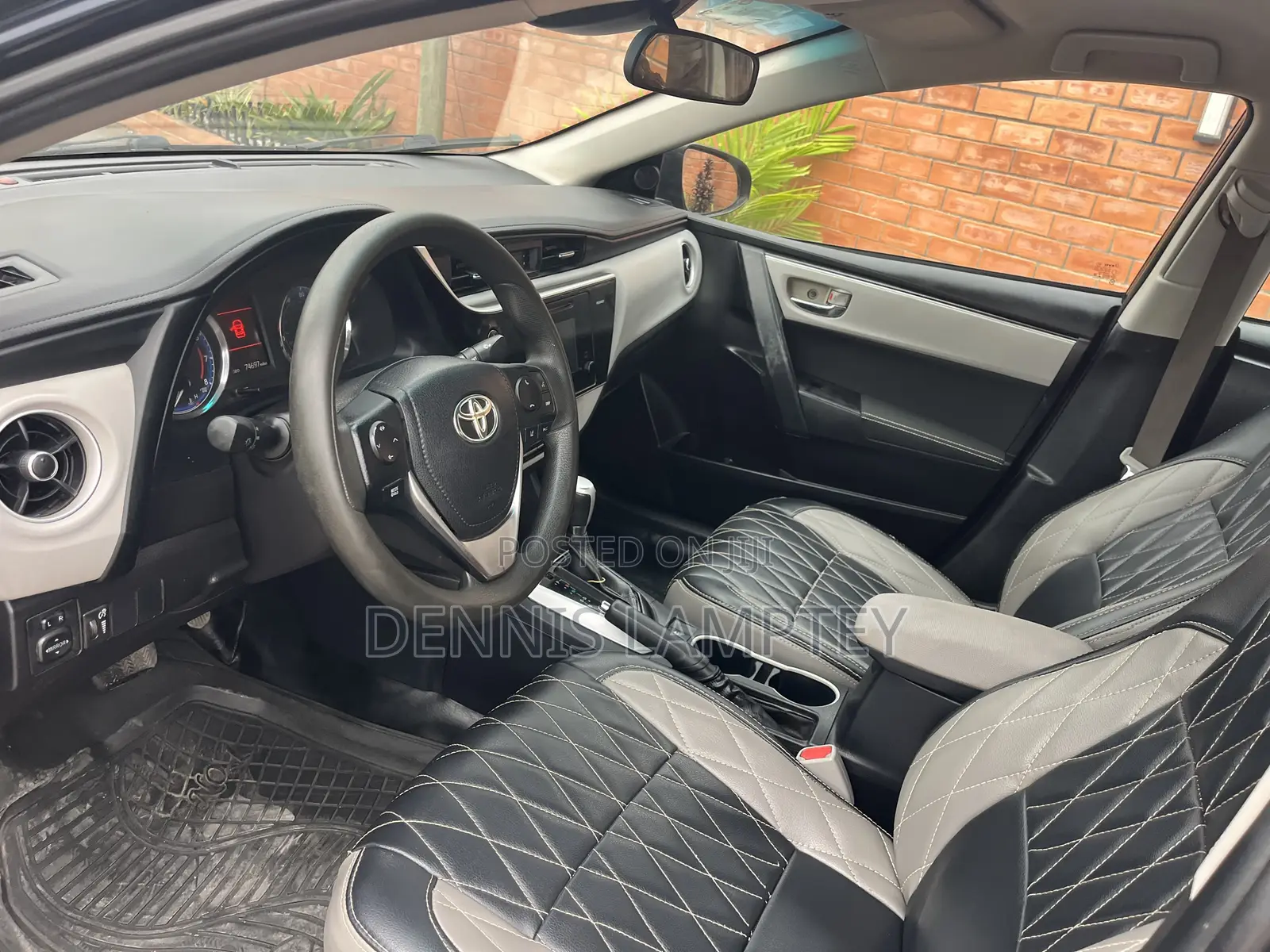 Toyota Corolla 2017 Black