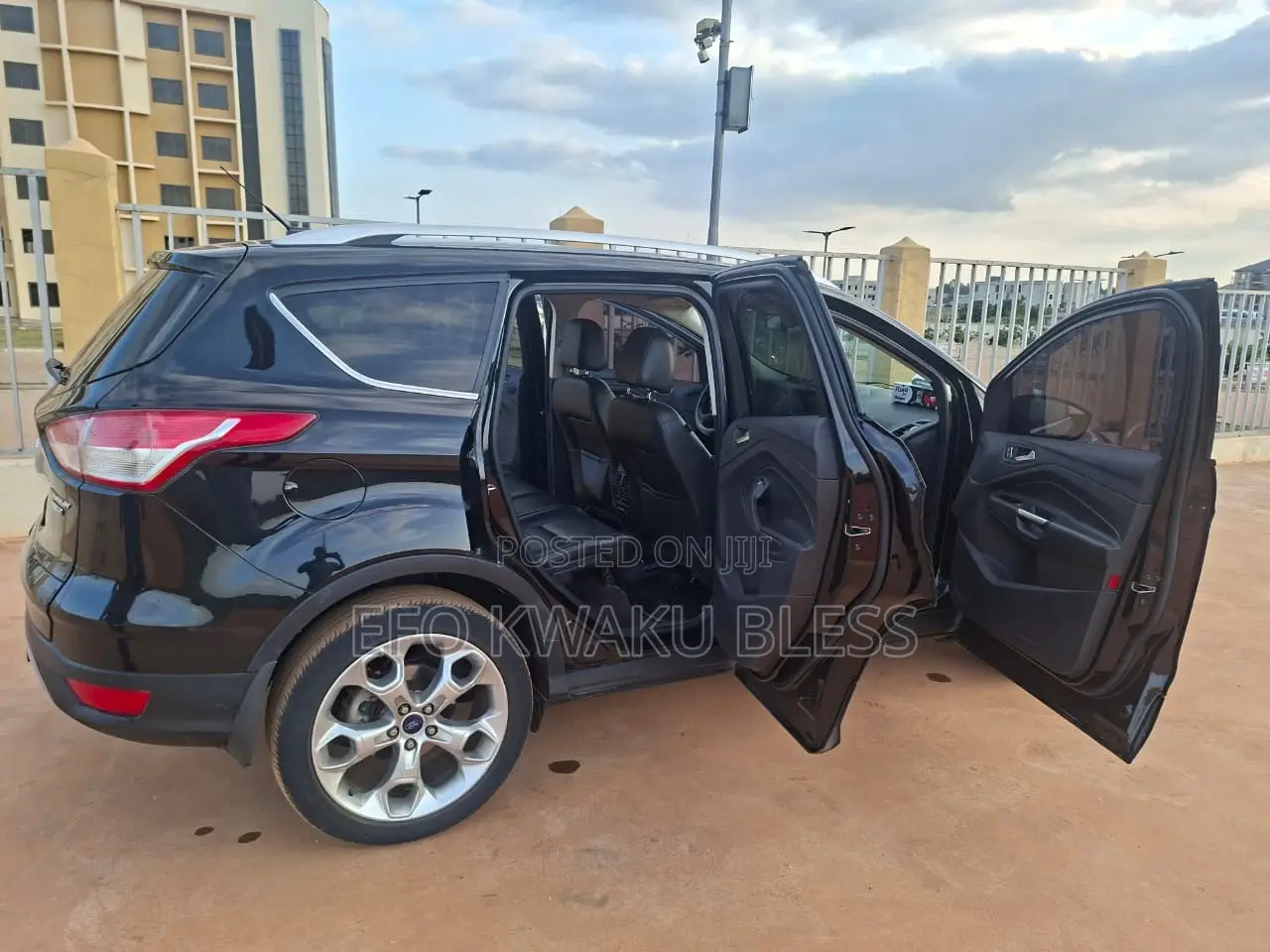 Ford Escape SE FWD 2016 Black