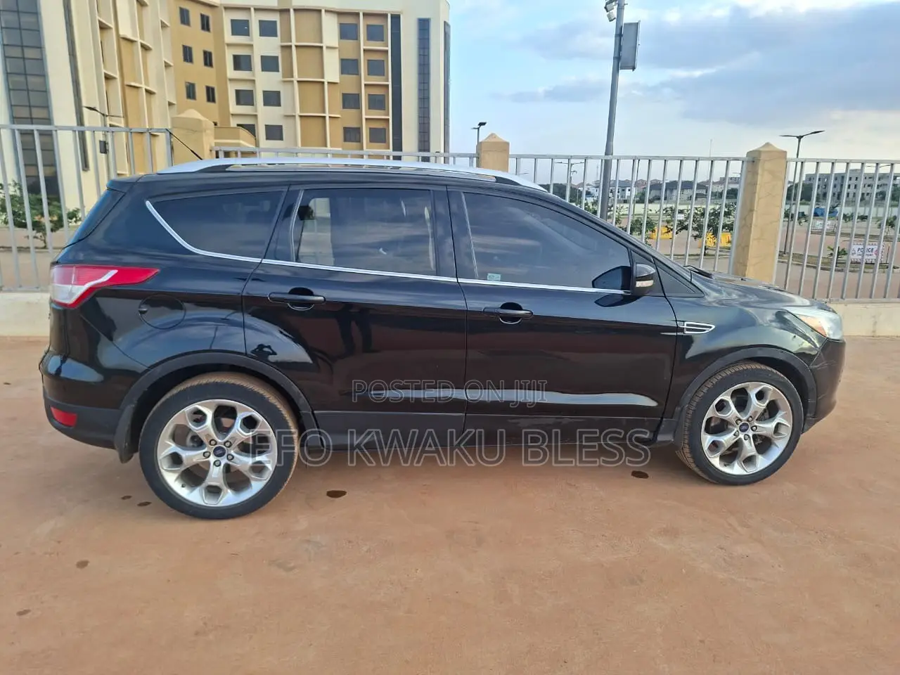 Ford Escape SE FWD 2016 Black
