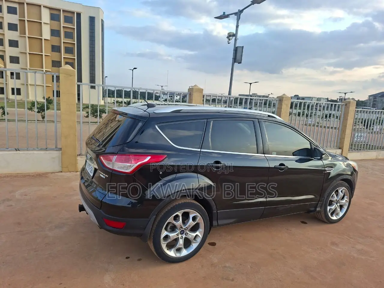 Ford Escape SE FWD 2016 Black