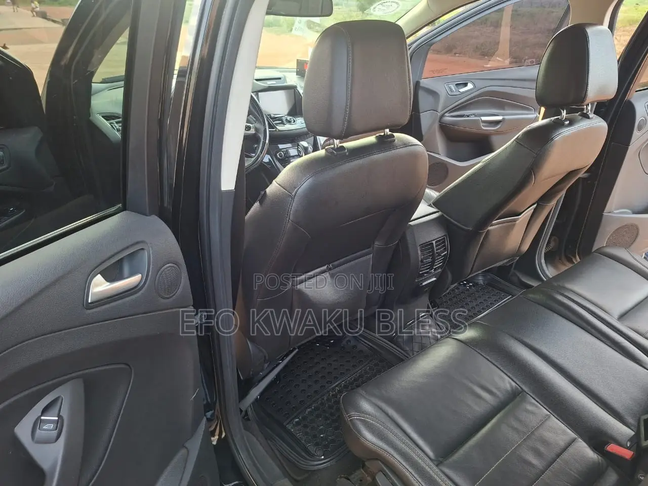 Ford Escape SE FWD 2016 Black