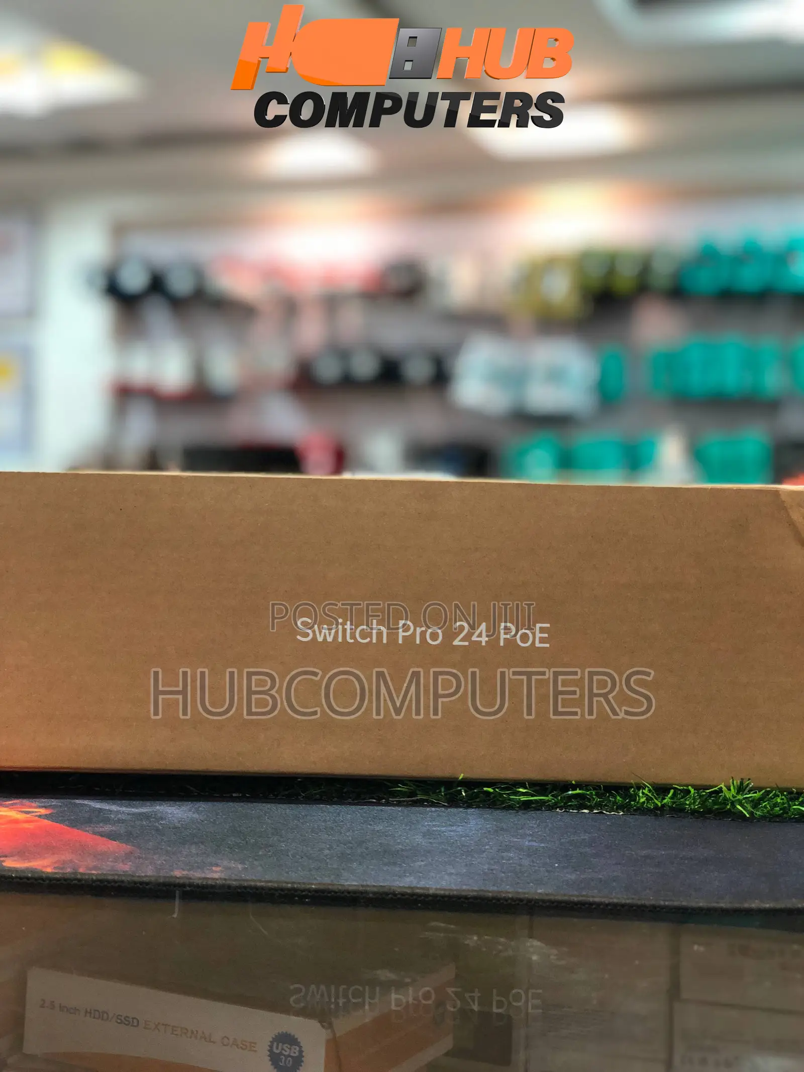 Ubiquiti Unifi USW-PRO-24-PoE Switch / GIGABITE / MANAGED / POE / PRO