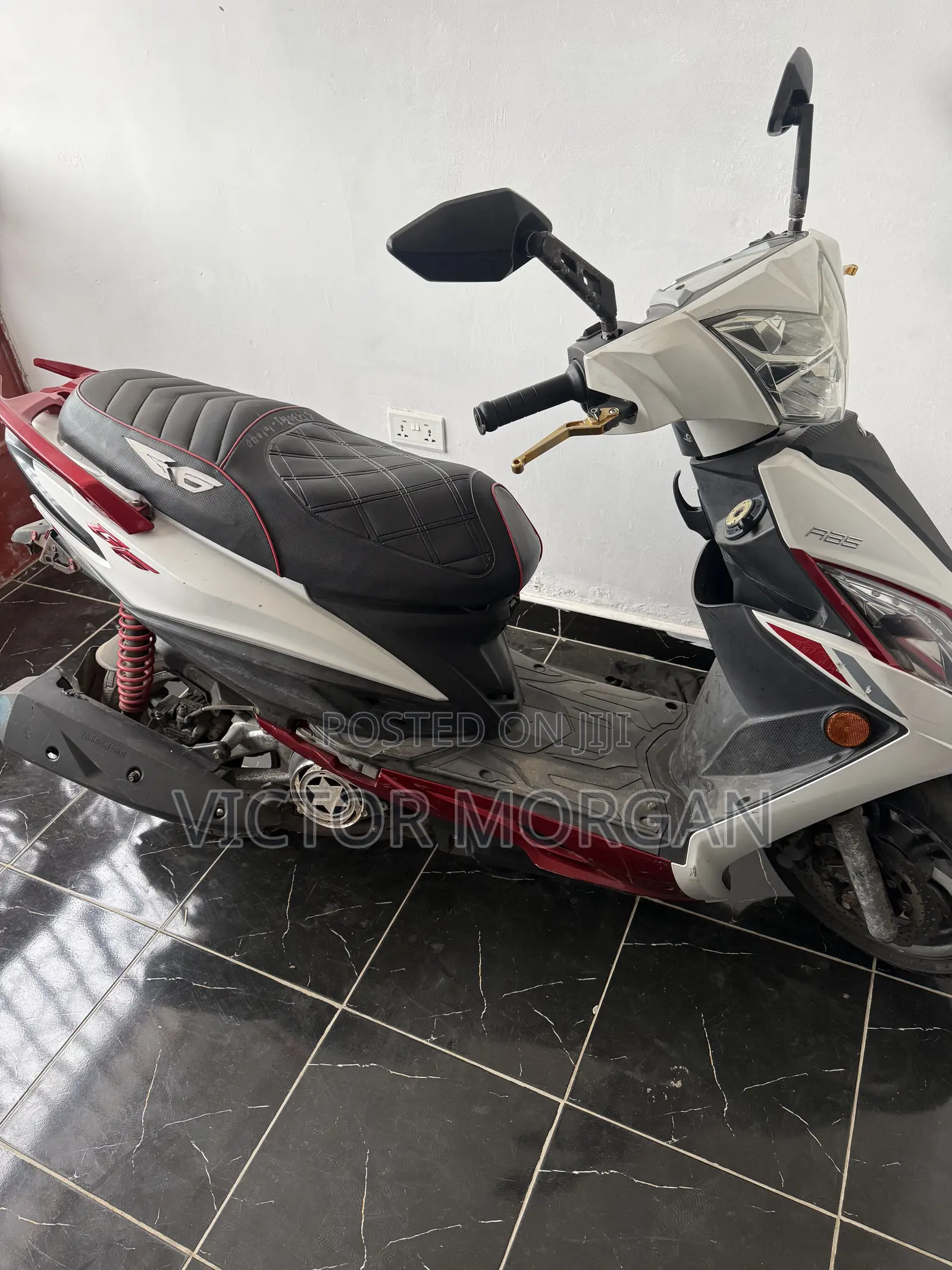 Kymco 2020 White